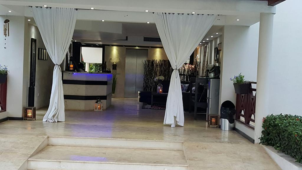 Savoy Hotel Boutique Лас Теренас Екстериор снимка
